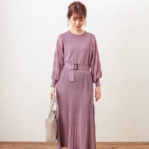 秋のトレンドカラー スモーキーピンク シチュエーション別コーデを特集 年10月13日 ウーマンエキサイト 1 5