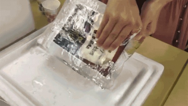 会社に届いた重い荷物　開けると『ヒンヤリ』とした塊が出てきて？