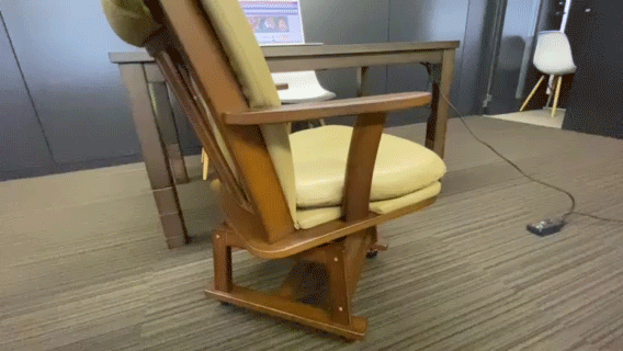 もう床に座る『こたつ』は古い！？　最新型のこたつはコレだ！