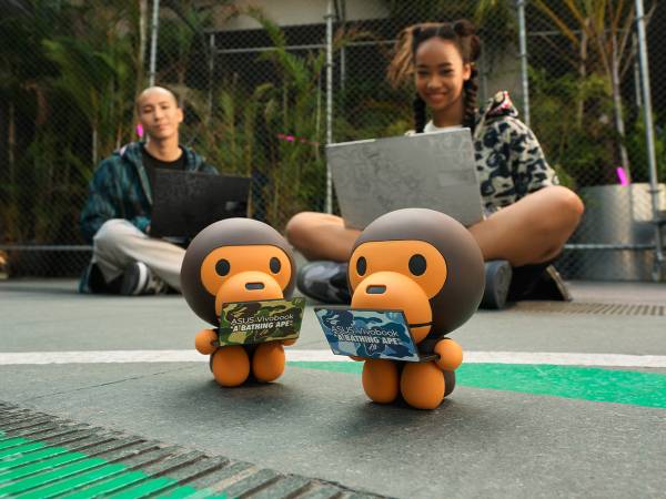 ASUSのPCが『BAPE®』とコラボ！「欲しい！」「クール！」｜ウーマンエキサイト