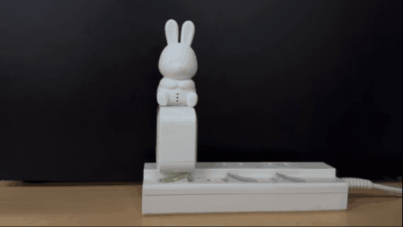 １００均に音声認識の家電が登場？　Wi-Fiなしで使える話題の商品がこちら