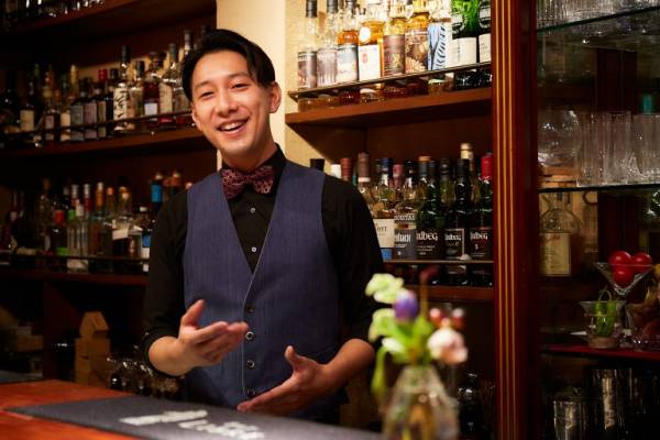 池袋 Bar Libre のバーテンダー 長尾 和明さん 児島麻理子の Tokyo 会いに行きたいバーテンダー E レシピ 料理のプロが作る簡単レシピ 1 5ページ