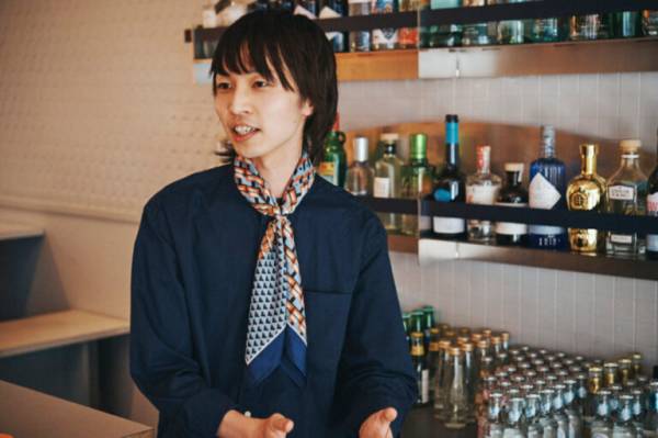 中目黒 The World Gin Tonic Antonic のバーテンダー 宮武 祥平さん 児島麻理子の Tokyo 会いに行きたいバーテンダー E レシピ 料理のプロが作る簡単レシピ 2 5ページ