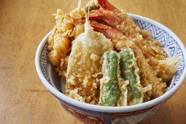 銀座 名店の絶品天丼ランチ4選 デパ地下の 奥 にひっそりと佇む店も E レシピ 料理のプロが作る簡単レシピ 1 2ページ