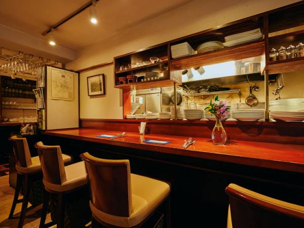 アクセスのいい新宿で厳選 女性だけでも入りやすい ひとり飯 ができるお店5選 新宿 E レシピ 料理のプロが作る簡単レシピ 1 5ページ