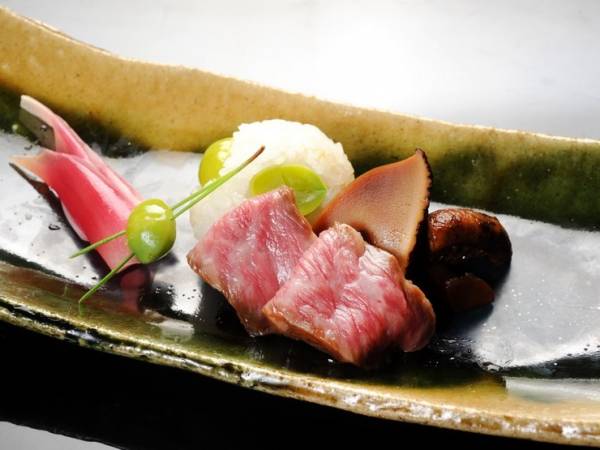 デート向きのオシャレ空間で肉料理を満喫 京都のお店５選 E レシピ 料理のプロが作る簡単レシピ 3 5ページ