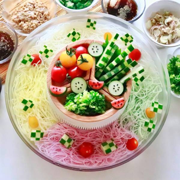 きゅうりの切り方だけでこんなに華やかに 彩り流しそうめん E レシピ 料理のプロが作る簡単レシピ 1 1ページ