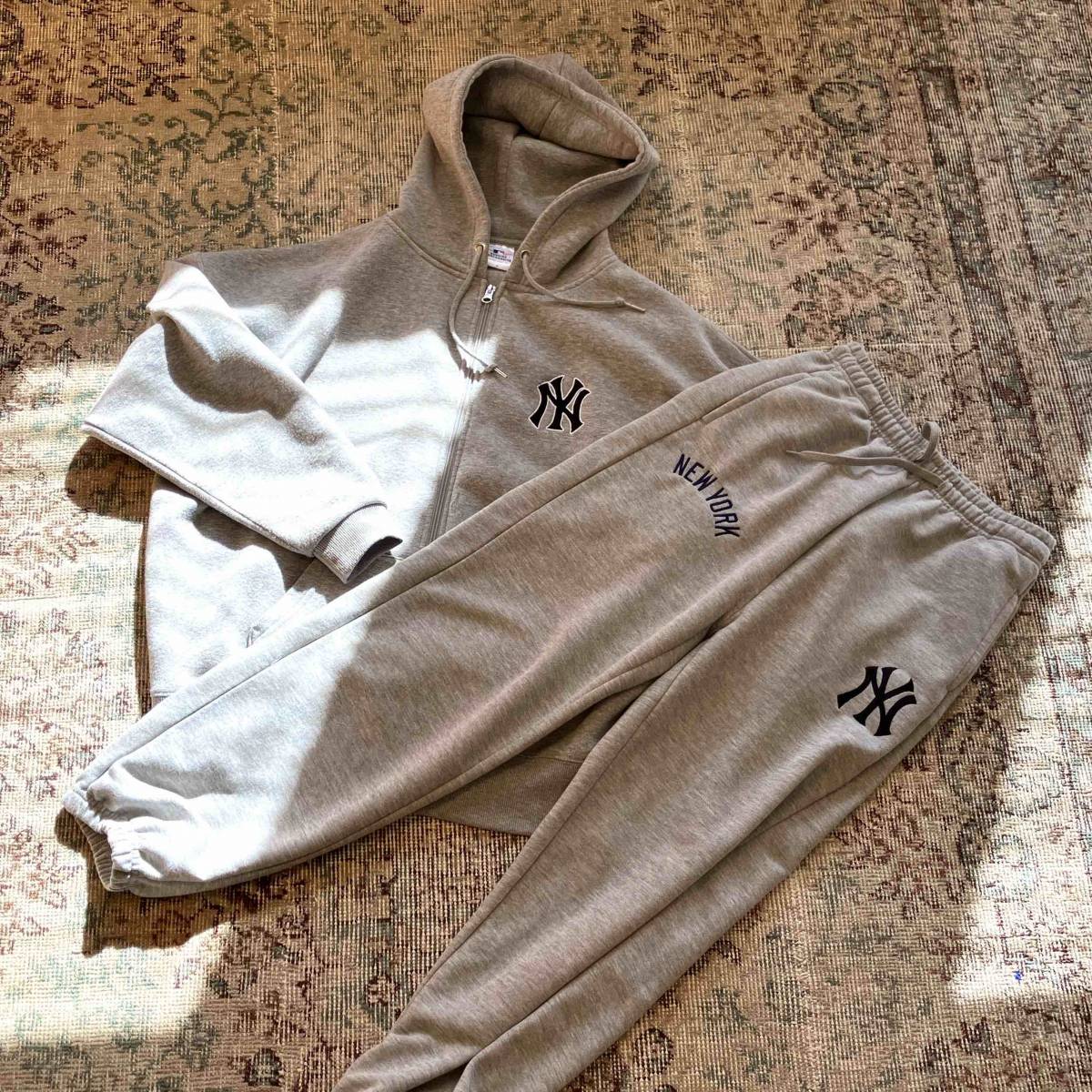 しまむら】の印象が激変！MLBコラボのスウェットセットアップが優秀