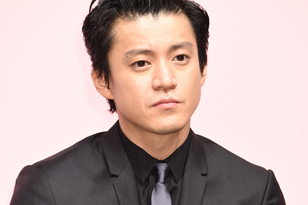 岡田准一 小栗は 役者としての思いを共有できる数少ない仲間 17年5月15日 ウーマンエキサイト 1 3