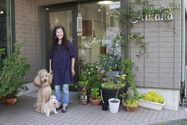 西郷どん 2番目の妻 にそっくりな玄孫が笑う 私も犬が大好き 18年5月12日 ウーマンエキサイト 1 4 西郷どん 2番目の妻 にそっくりな玄孫が笑う 私も犬が大好き 18年5月12日 ウーマンエキサイト 1 4