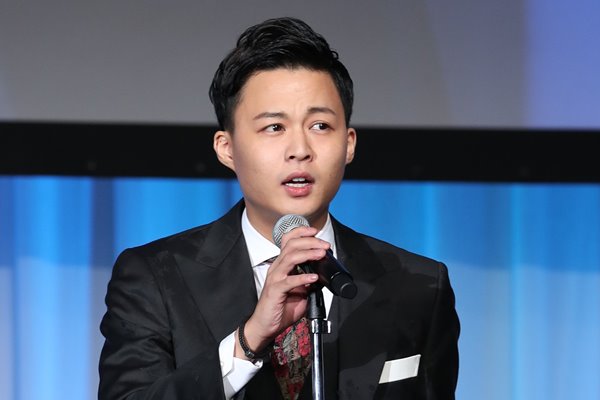 花田優一 靴職人の気概語るも 論点ずらしてる と非難殺到 19年1月9日 ウーマンエキサイト 1 2