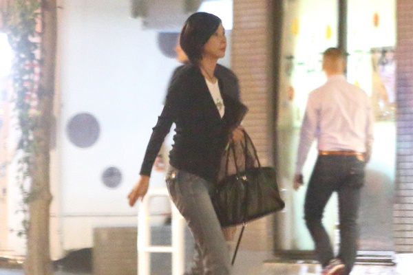 黒木瞳始めた夫との生前整理 定年まで2年で財産分与も勉強 19年2月27日 ウーマンエキサイト 1 2 黒木瞳始めた夫との生前整理 定年まで2年で財産分与も勉強 19年2月27日 ウーマンエキサイト 1 2