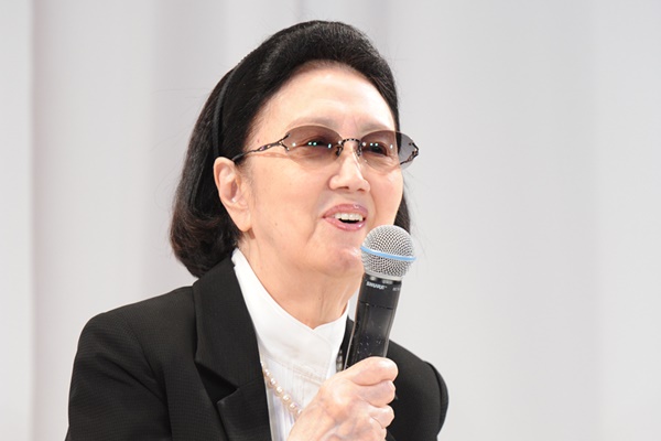 森英恵 佐藤愛子 4元号駆け抜ける女性明かす 元気の秘訣 ウーマンエキサイト 1 2