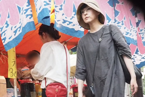 麻生久美子 地元夏祭りで見せた いだてん 女優のママ素顔 19年8月3日 ウーマンエキサイト 1 2