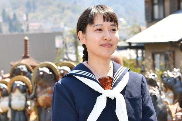 戸田恵梨香 リアル15歳の苦悩 進学か女優か で悩んでいた 19年10月4日 ウーマンエキサイト 1 3