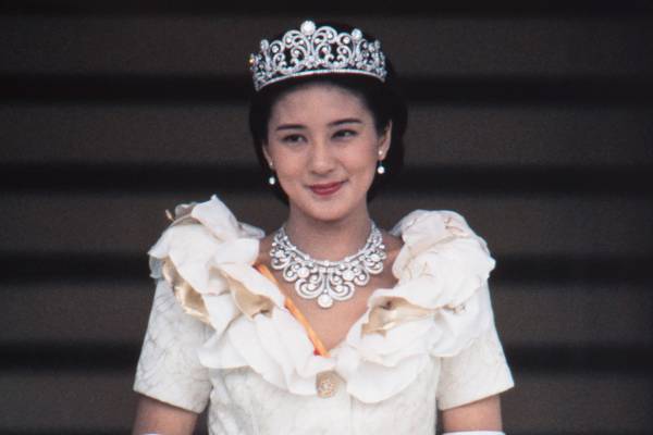 森英恵さん「バラの花のような方」本誌に明かしていた雅子さまのローブ