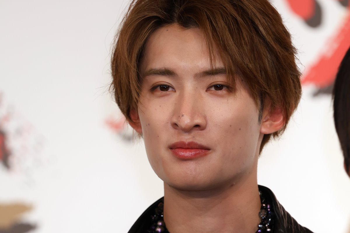 向井康二 まとめ 向井康二（Snow Man）、「CYAN MAN ISSUE 06 AUTUMN 2023」表紙に登場