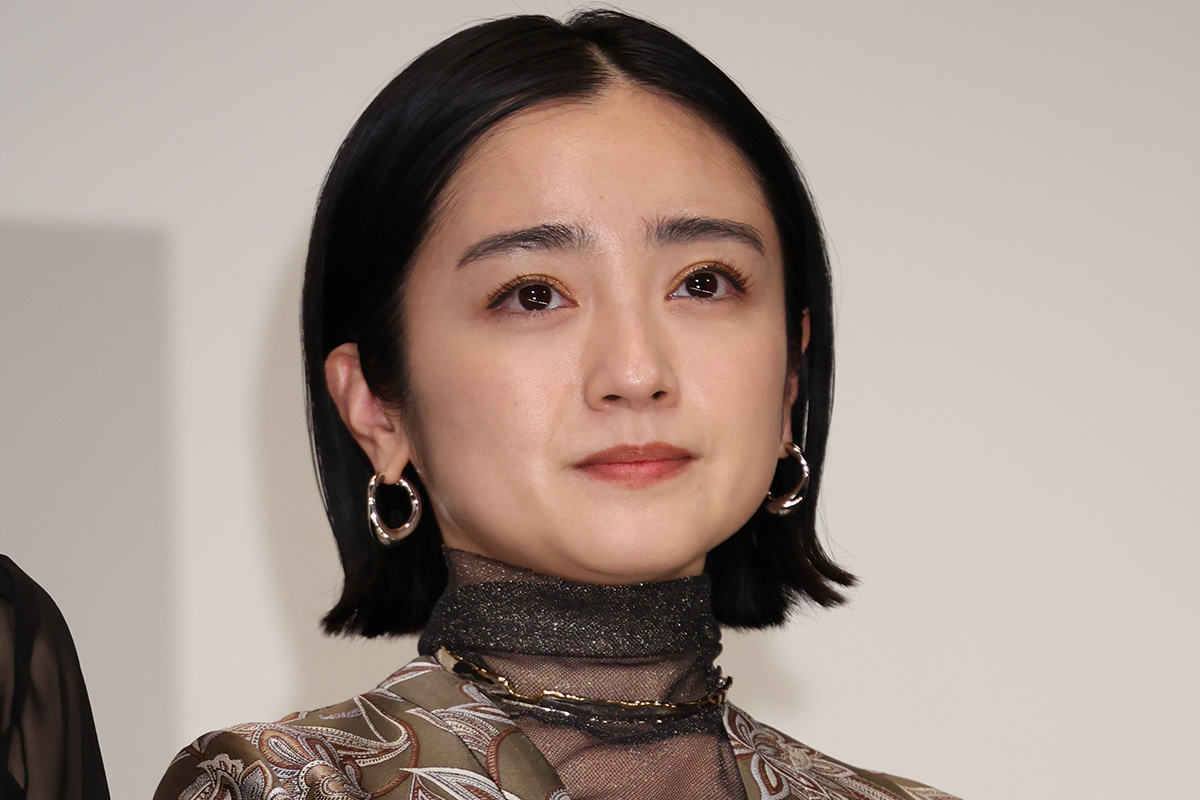 安達 祐実 黒田 アーサー
