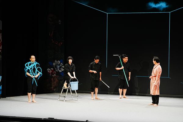 小林賢太郎×PARCOがタッグを組んだ「ル・コント」第一弾公演が開幕「最高級コントブランド ...
