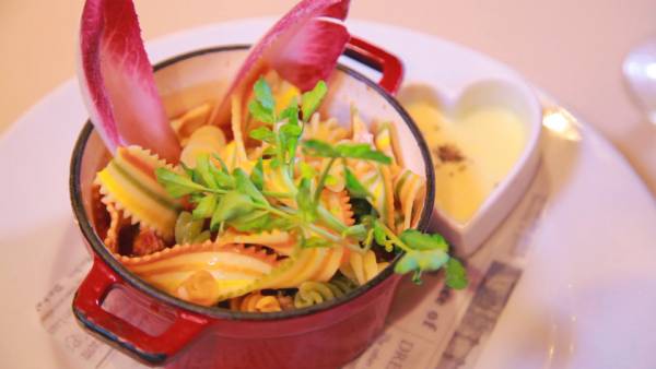 まるでおとぎ話の世界 女子会ウケ1 のロマンチックレストラン E レシピ 料理のプロが作る簡単レシピ 1 2ページ