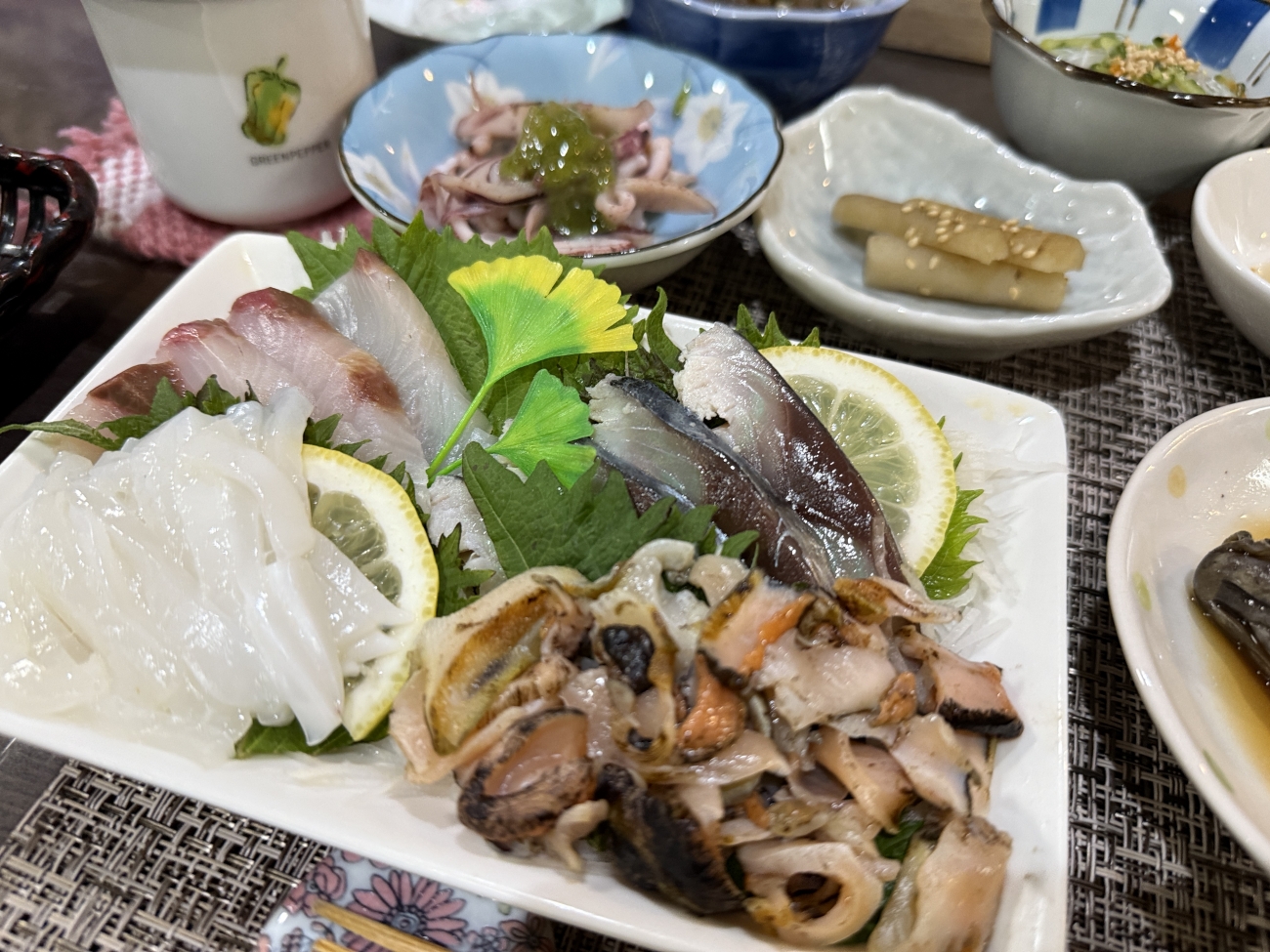 シーカヤック、海の幸も満喫！  ツシマヤマネコのいる島へ…大自然と海のリアルを訪ねる「対馬スタディツアー」に行ってみた【大人の修学旅行レポ】