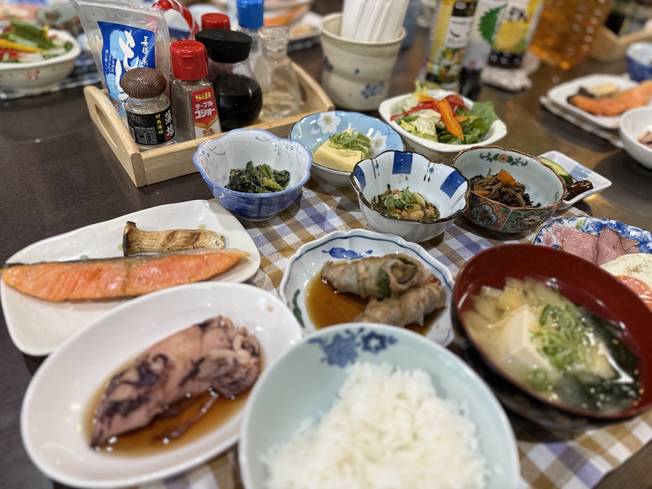 シーカヤック、海の幸も満喫！  ツシマヤマネコのいる島へ…大自然と海のリアルを訪ねる「対馬スタディツアー」に行ってみた【大人の修学旅行レポ】