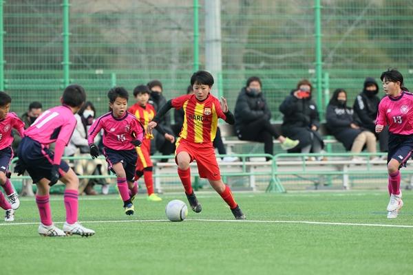 攻撃 守備 という言葉を使わないバルサアカデミーが ボールを持っている時に意識している事 22年1月日 ウーマンエキサイト 1 2