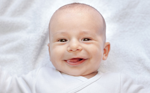 赤ちゃんの笑顔がみたい 絵本 絵本ナビ監修 絵本をえらぶ Vol 2 ウーマンエキサイト 1 2