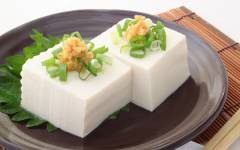 安い豆腐と高い豆腐の違いは味だけじゃない E レシピ 料理のプロが作る簡単レシピ 1 2ページ