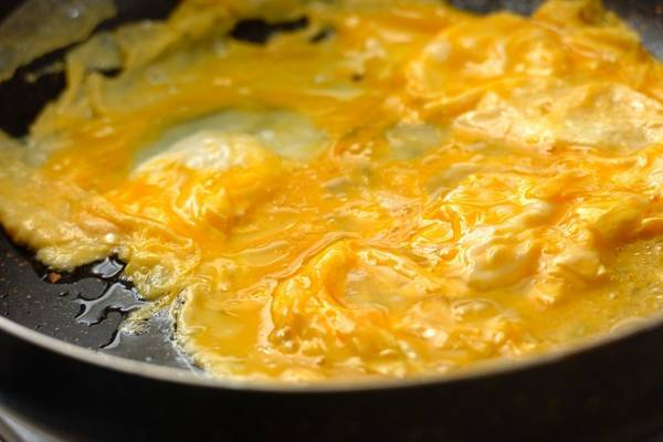 低コストで簡単 ボリューム満点 栄養もばっちりの 鶏肉とツルムラサキの卵炒め E レシピ 料理のプロが作る簡単レシピ 1 1ページ