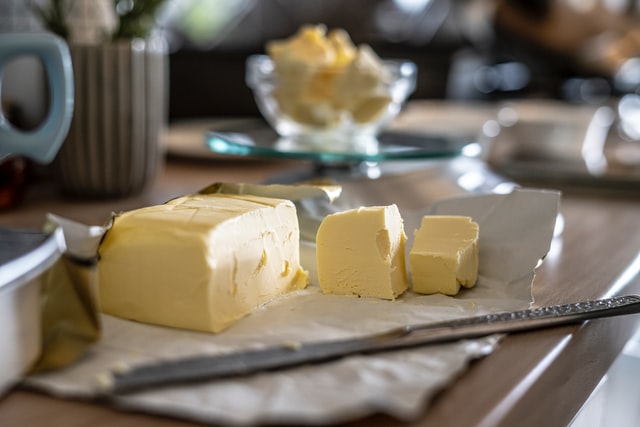 バターの保存にはコツがある 常温 冷蔵 冷凍のポイントと解凍方法とは E レシピ 料理のプロが作る簡単レシピ 1 1ページ