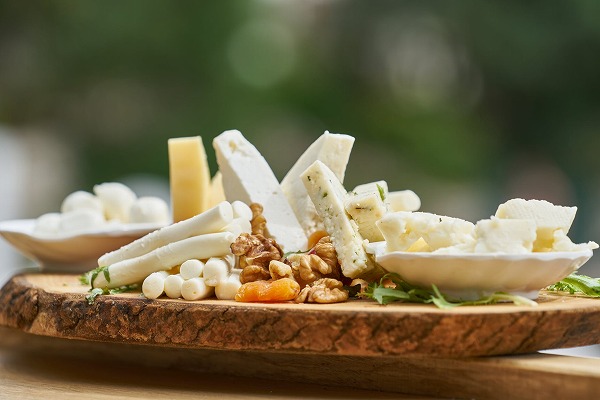 秋の夜長 ワイン片手にチーズはいかが 種類別 チーズ を使った簡単レシピ E レシピ 料理のプロが作る簡単レシピ 1 1ページ