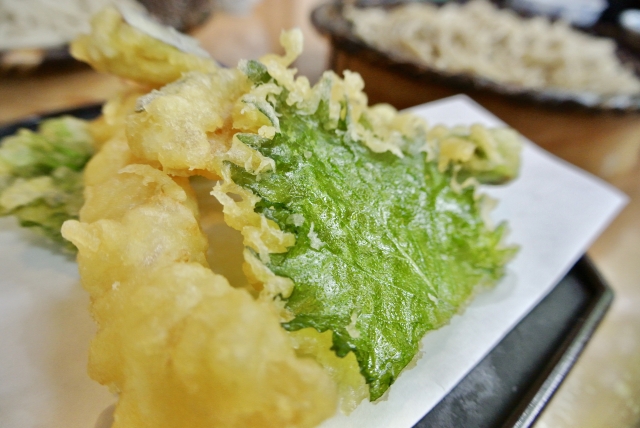 温め 直し 天ぷら レンジで揚げもののお総菜を温めると、べちゃっとしちゃうの困る【お料理あるある】