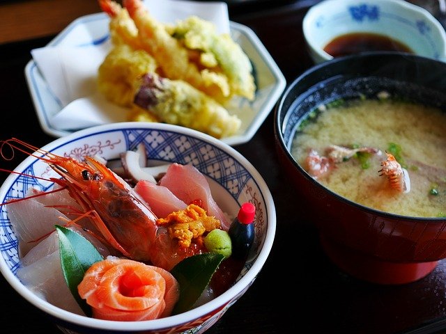 見た目インパクト大 ヤツメウナギって食べられるの ウナギとの違いも解説 E レシピ 料理のプロが作る簡単レシピ 1 1ページ