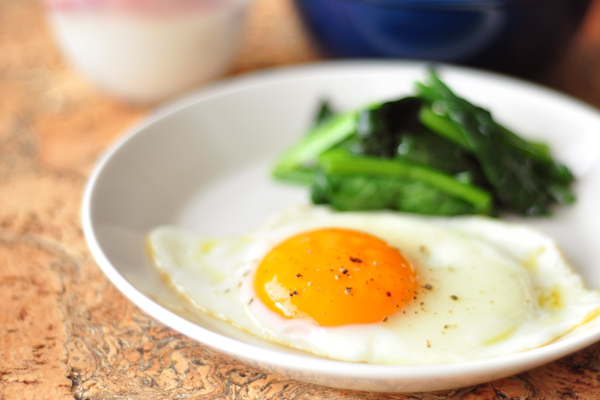 スクランブルエッグ と 目玉焼き 美髪に良いのはどっち 春キャベツで 巣ごもり卵 E レシピ 料理のプロが作る簡単レシピ 1 1ページ