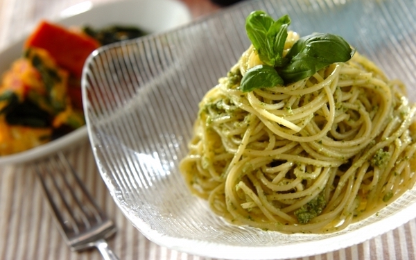 作り置きできる 簡単な バジルソース の作り方 激旨レシピ15選 E レシピ 料理のプロが作る簡単レシピ 1 1ページ