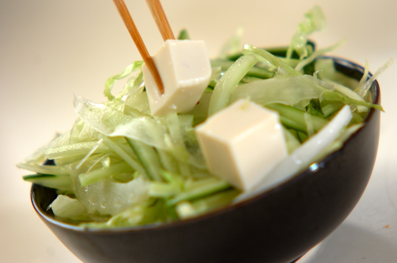 豆腐と野菜のシャキシャキサラダの作り方1