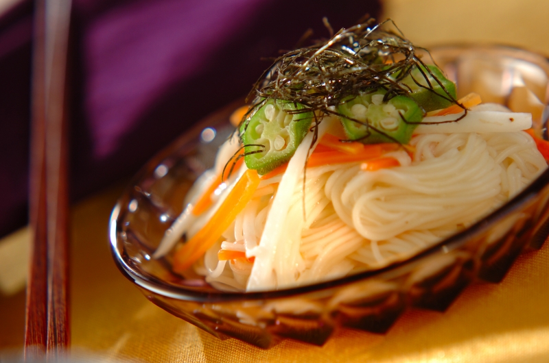 素麺と長芋の酢の物