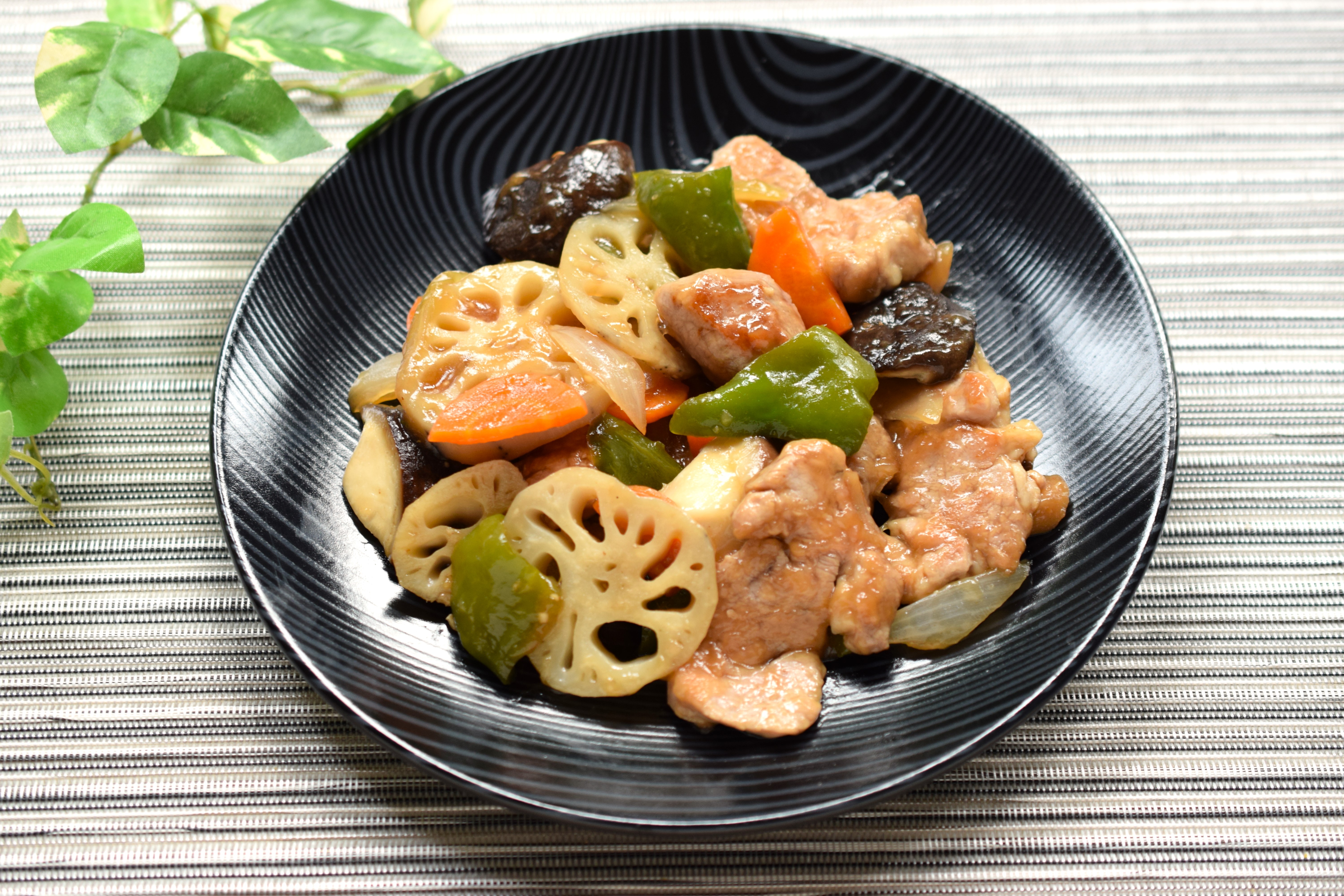食べ盛りの家族もダイエット中の自分も満足！豚ヒレを使った「ヘルシー 