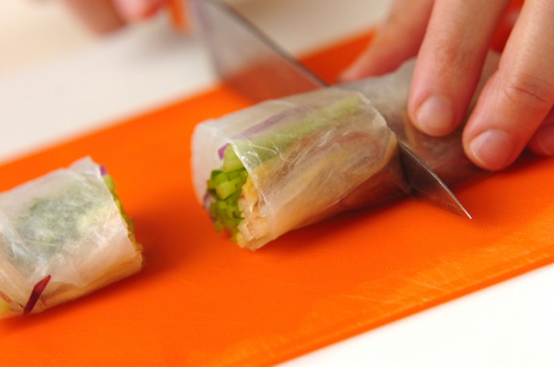 お刺身と和野菜の生春巻きの作り方2