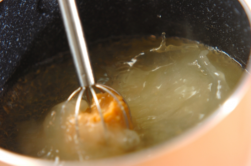 ミツバと卵のすまし汁の作り方1