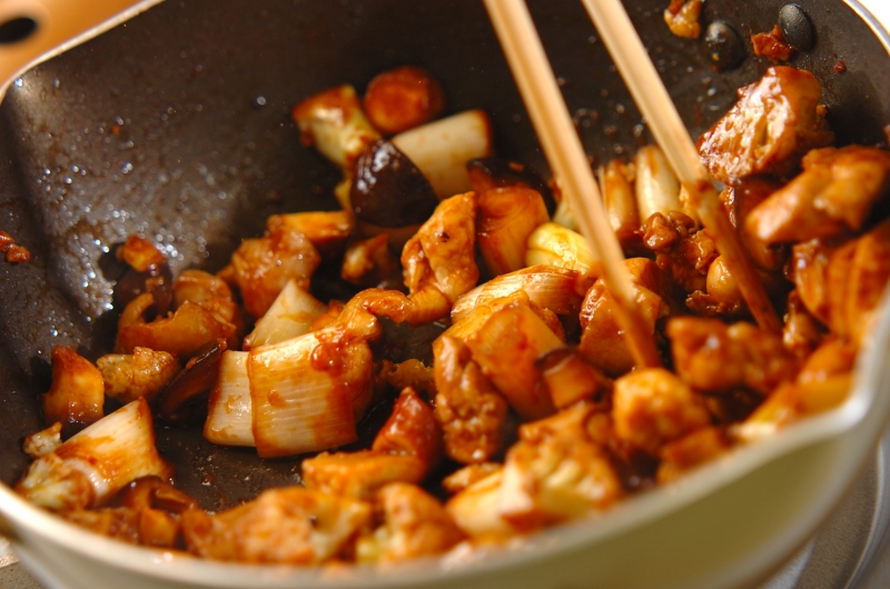 カリフラワーと鶏もも肉のピリ辛炒めの作り方5