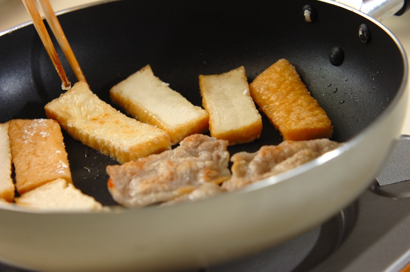 豚肉と厚揚げのピリ辛みそ炒めの作り方1