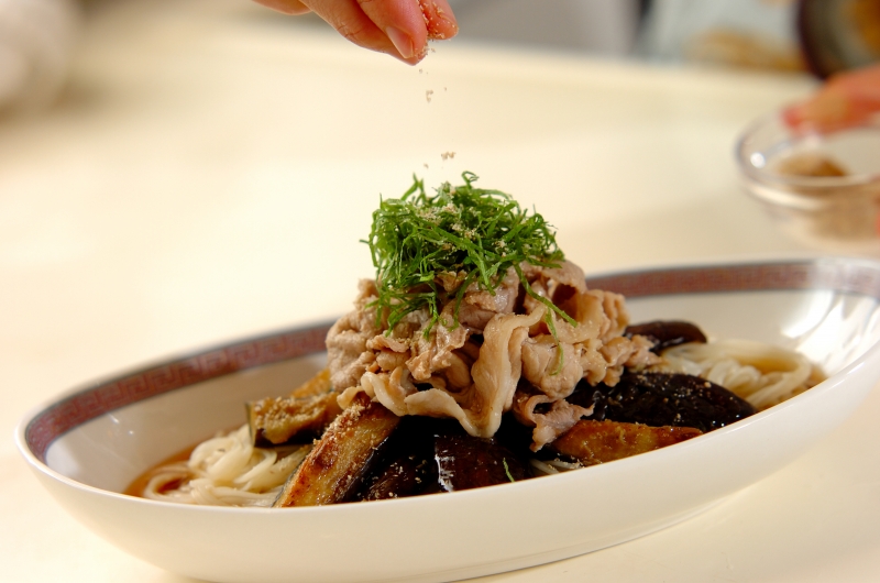 ボリューム満点！豚しゃぶと揚げナスの素麺の作り方5