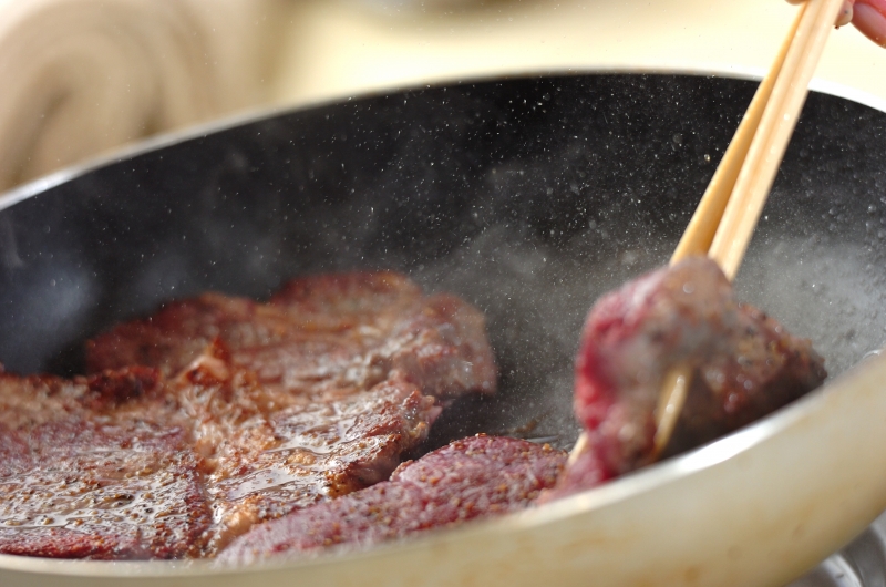 ステーキの焼き方 フライパンで失敗なし by吉田 朋美さんの作り方2