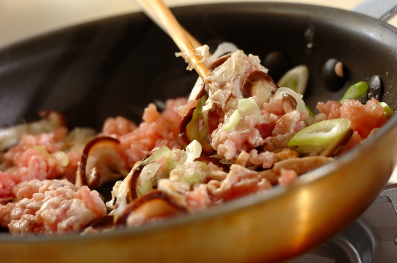 そぼろ親子丼の作り方1