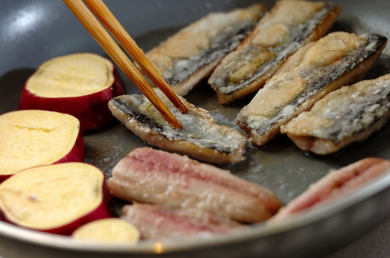 サンマの蒲焼山椒風味の作り方2