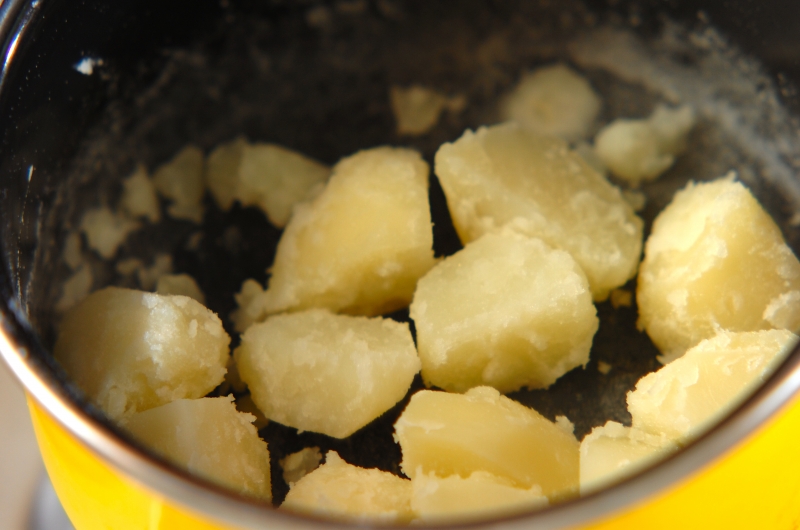 カレー風味のひとくちコロッケの作り方1