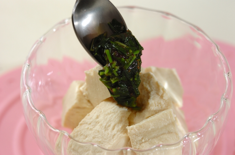 くずし豆腐モロヘイヤのせの作り方2