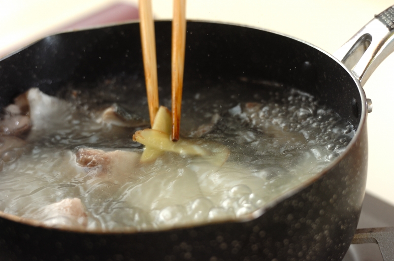 ぶりアラで失敗なし！基本のぶり大根の作り方1